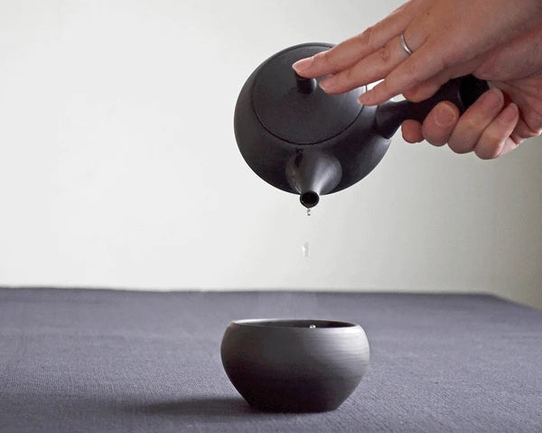 SALIU - 黒常滑湯呑み -RYO- 湯呑み凌