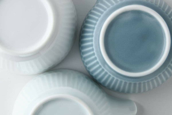 Oda Pottery: Sazanami Design Porcelain Bowl with Pouring Lip (Dark Blue) 小田陶器さざなみ片口小鉢(ブルーグレー)