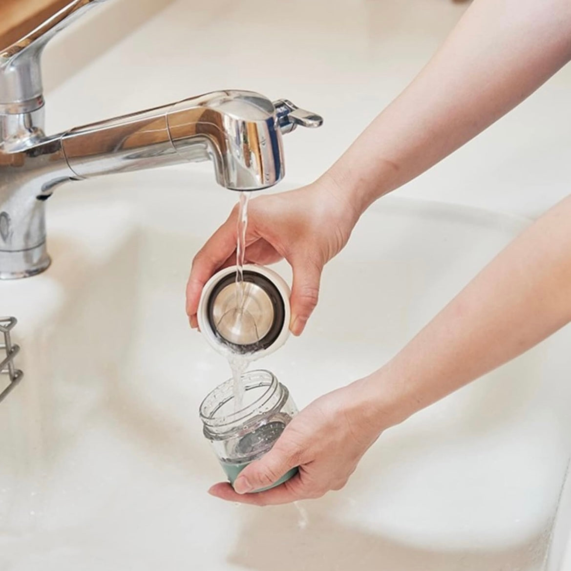 Lalaluctus ティーボトル - ステンレススチールタンブラー(ティーストレーナー付き) - クリームホワイト - 400 ml