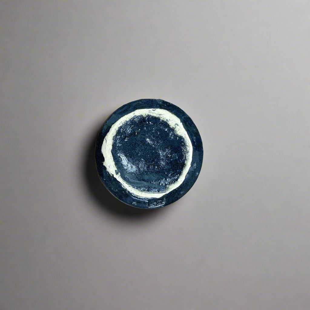 桂山窯:手造り志野藍掛けぐい呑 木箱入り 桂山作:手造り志野藍掛けぐい呑