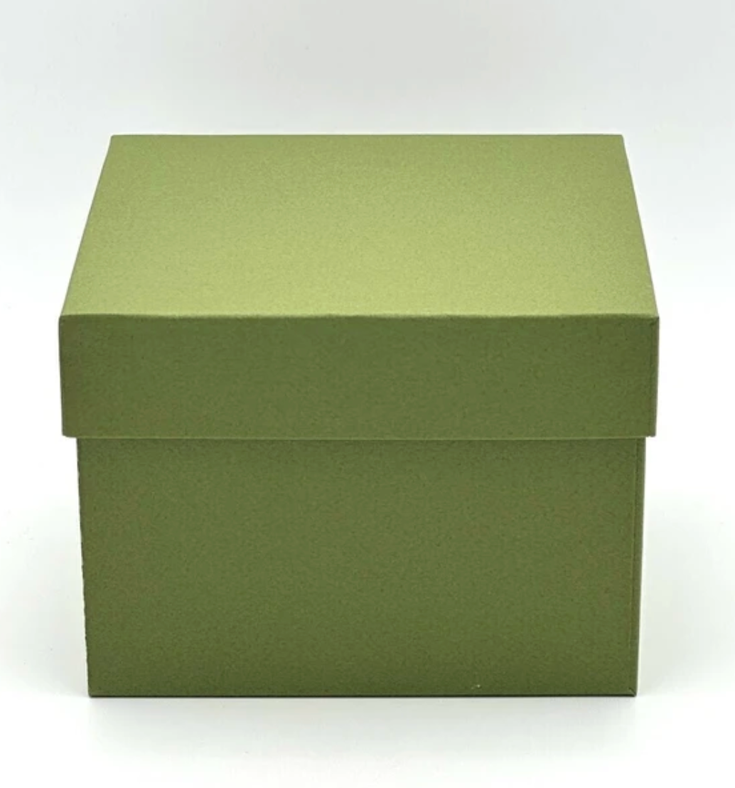 Nagomi: Kyo-yaki Matcha Bowl (京焼抹茶碗 Matsu / 松)box