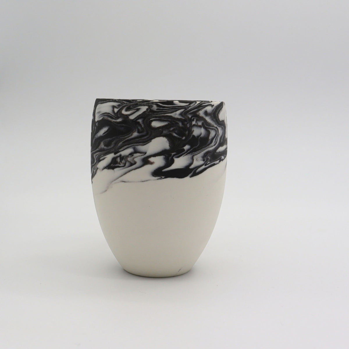 Shinro Yamamoto: Marble Porcelain Mug Cup (White) yunomi.life