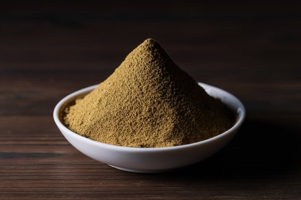 NaturaliTea #24: Shizuoka Hojicha -jauhe, luonnollisesti kasvatettu 無農薬ほうじ茶パウダー (50 g)