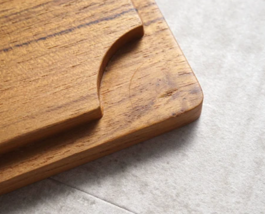 SALIU - バター皿、蓋付きバターボックス