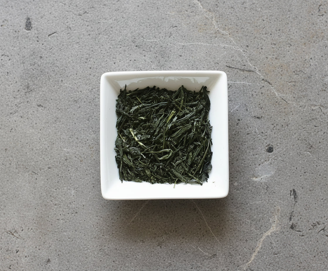 Shogyokuen: Kabusecha, Tsuki no Hikari 祥玉園 かぶせ茶 月の光 - Yunomi.life