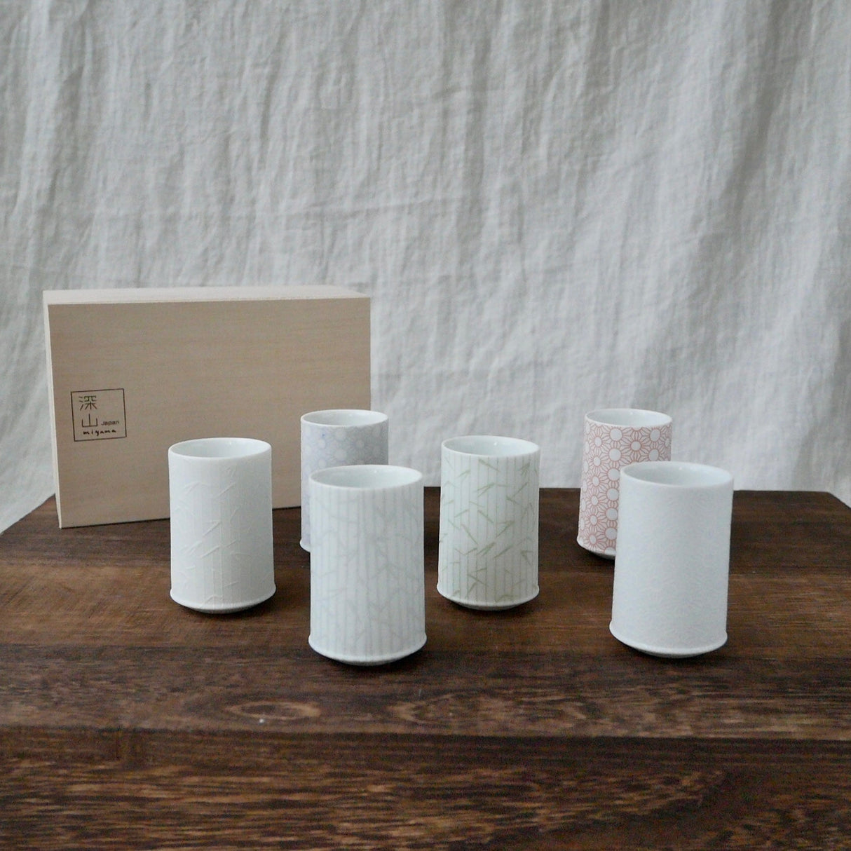 Yamani - Miyama Tableware: Sasasa Guinomi Shot Glass 6-Piece Set with Wooden Gift Box - Yunomi.life