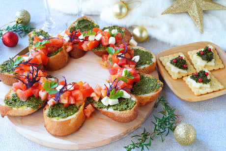 Christmas appetisers with green tea leaves by yunomi.life