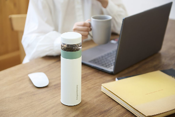 Lalalactus Tea Bottle - Stainless Steel Tumbler with Tea Strainer - Cream White - 400 ml