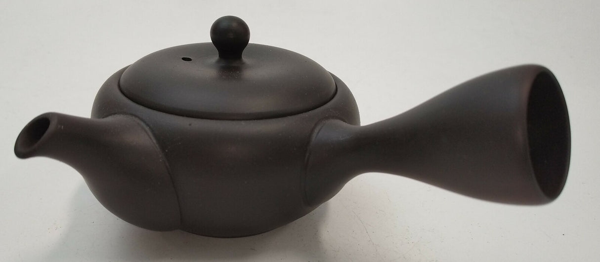 Takasuke Kiln (Y118): Tokoname mini kyusu, musta 100 ml 高資陶苑