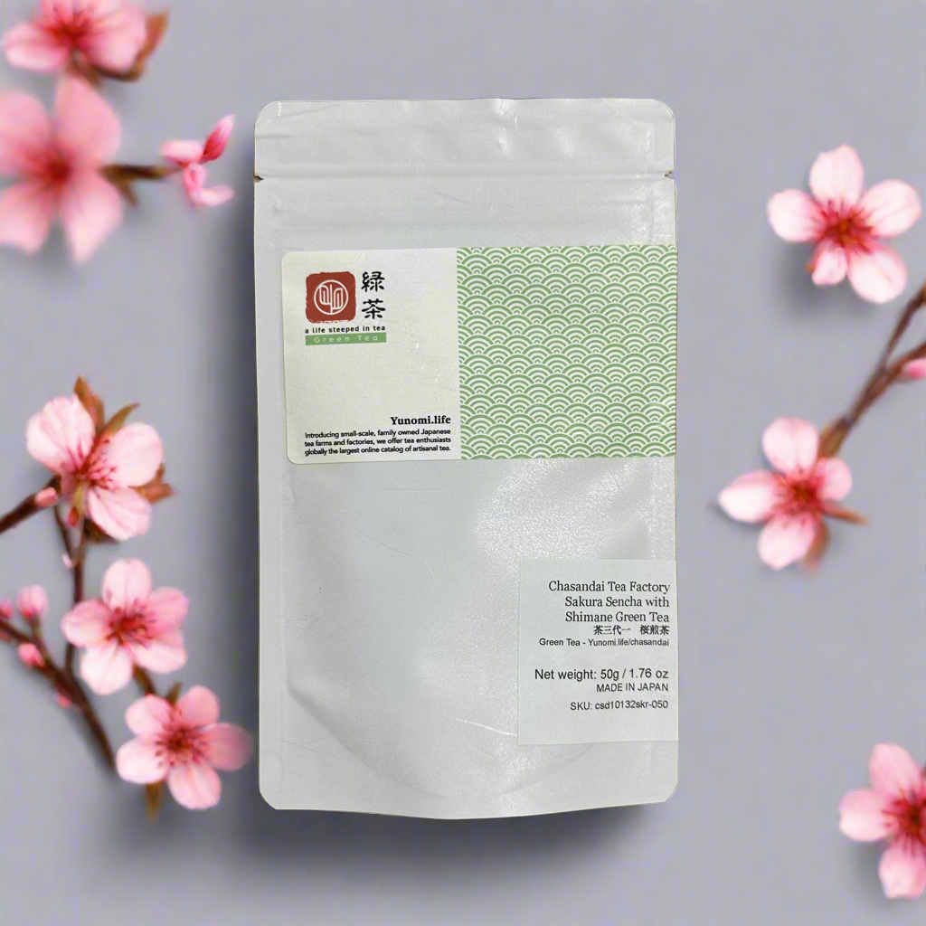 Sakura Sencha sokeroiduilla Sakuran lehdillä (Chasandai) 桜煎茶