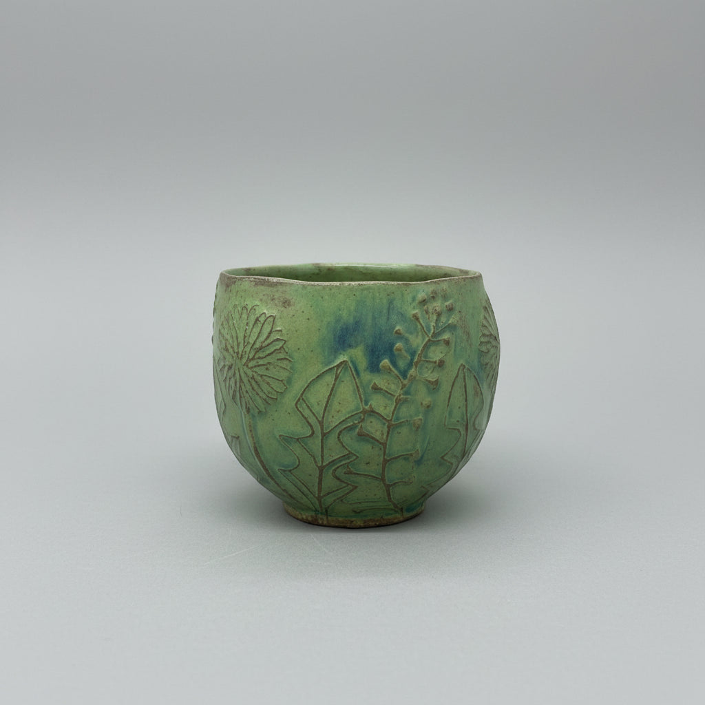 Kaoli Nakamura: Green Dandelion Cup yunomi.life