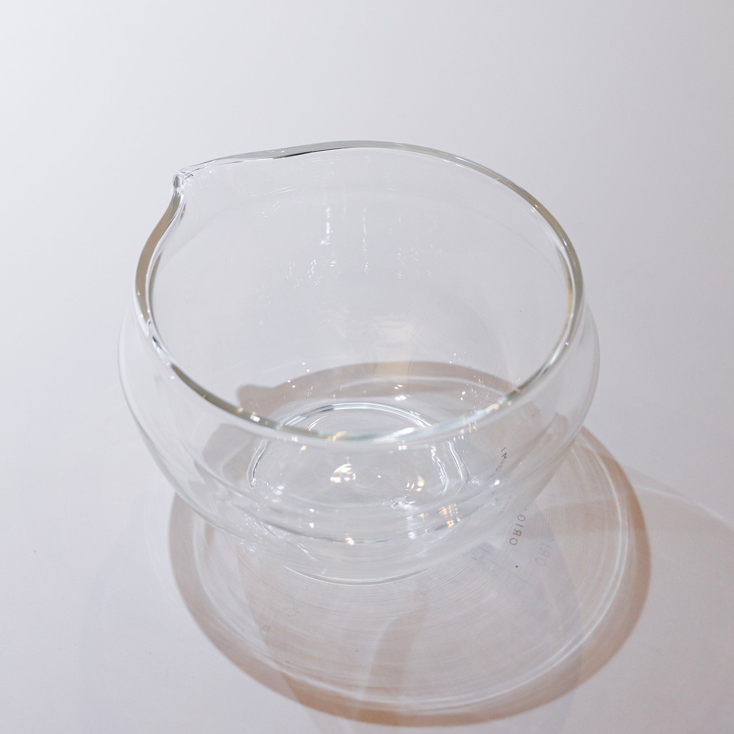 Origami  - Glass Katakuchi Matcha Bowl with Pouring Lip yunomi.life 2
