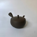 Koizumi: Brown Tokoname Kyusu by Tatsuo Umehara, 250 ml, 7-154【北龍】焼き浅袋形急須 - Yunomi.life