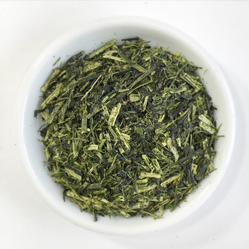 Kuma Tea Garden: Yamecha Mountain-Grown Kukicha Leaf Stem Tea 奥八女上陽茶白折 - Yunomi.life