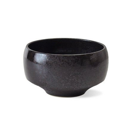 Saikai Ceramics: Hakuwan - Wabikuro, Black Porcelain Matcha Bowl with Gift Box - Yunomi.life
