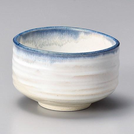 Yamaki Ikai M1429: White and Blue edge Matcha Tea Bowl (Kaneta Ceramics) - Yunomi.life